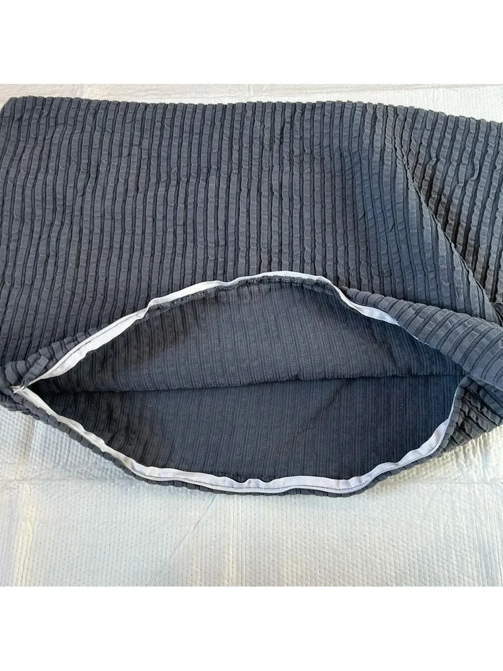 RESTORATION HARDWARE Navy Textured Pillow Sham Standard Cotton 18.5x27 Zipper